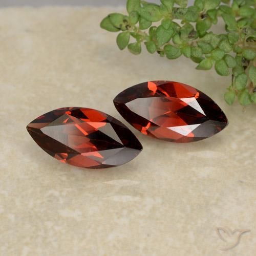 2.69 ct natürliche dunkelrot Pyrop-Granat-Edelsteine, Marquise, VVS-VS