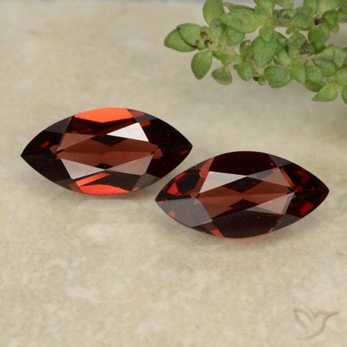 2.16ctw Natürlicher Intensives Rot Pyrop-Granat, Marquise, VVS-VS