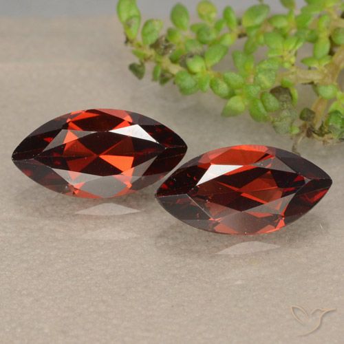 2.60ctw Natürlicher tiefrot Pyrop-Granat, Marquise, VVS-VS