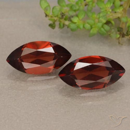 2.58ctw Natürlicher Tiefes Blutrot Pyrop-Granat, Marquise, VVS-VS
