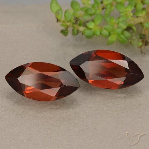 2.58 ct natürliche Tiefes Blutrot Pyrop-Granat-Edelsteine, Marquise, VVS-VS