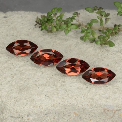 4.50ctw Natürlicher tiefrot Pyrop-Granat, Marquise, VVS-VS