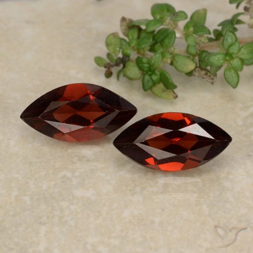 2.47ctw Natürlicher Sangria Rot Pyrop-Granat, Marquise, VVS-VS