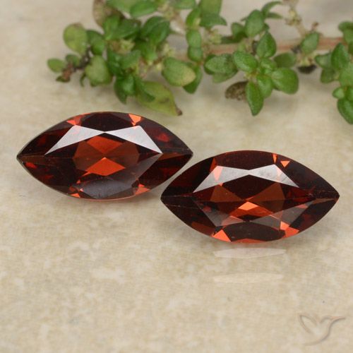 2.16ctw Natürlicher tiefrot Pyrop-Granat, Marquise, VVS-VS