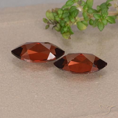 2.80 ct natürliche dunkelrot Pyrop-Granat-Edelsteine, Marquise, VVS-VS