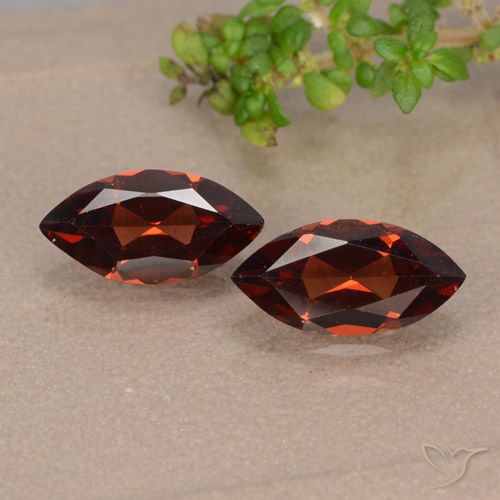 2.20ctw Natürlicher tiefrot Pyrop-Granat, Marquise, VVS-VS