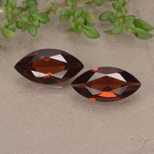 2.12ctw Natürlicher dunkelrot Pyrop-Granat, Marquise, VVS-VS