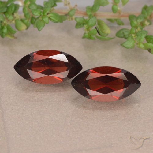 2.78ctw Natürlicher tiefrot Pyrop-Granat, Marquise, VVS-VS