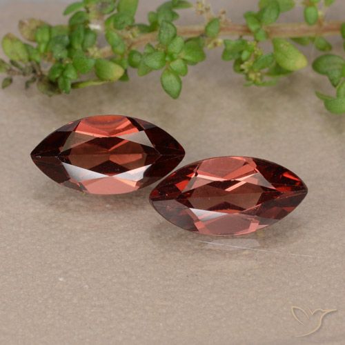 2.54ctw Natürlicher dunkelrot Pyrop-Granat, Marquise, VVS-VS