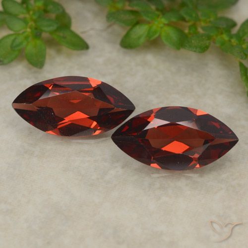 2.09ctw Natürlicher tiefrot Pyrop-Granat, Marquise, VVS-VS