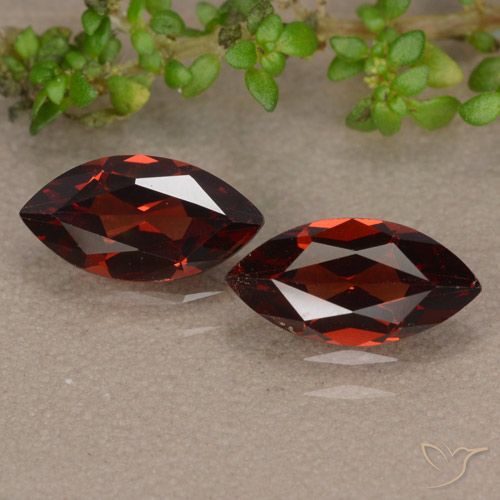 2.27ctw Natürlicher Sangria Rot Pyrop-Granat, Marquise, VS