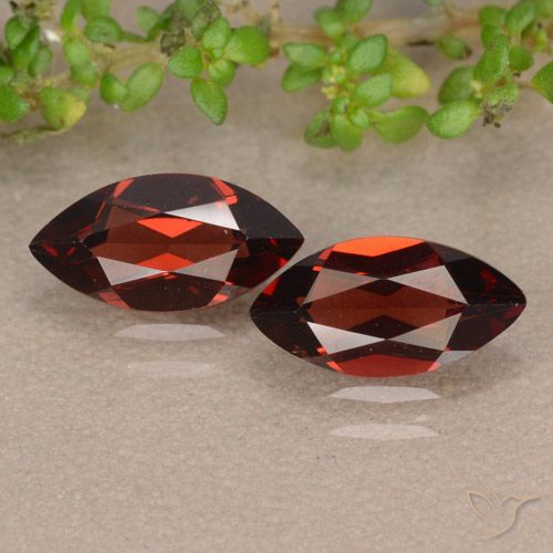 2.54ctw Natürlicher Tiefes Scharlachrot Pyrop-Granat, Marquise, VVS-VS