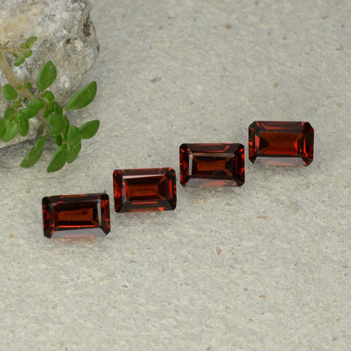 2,58 ct natürliche roter Pyrop-Edelsteine, Smaragdschliff, VS