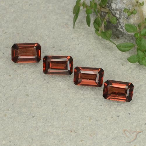 2.07 ct natürliche Sangria Rot Pyrop-Granat-Edelsteine, Oktagonschliff, VS
