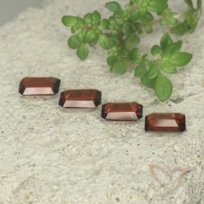 2.11 ct natürliche Mittelrot Pyrop-Granat-Edelsteine, Oktagonschliff, VS