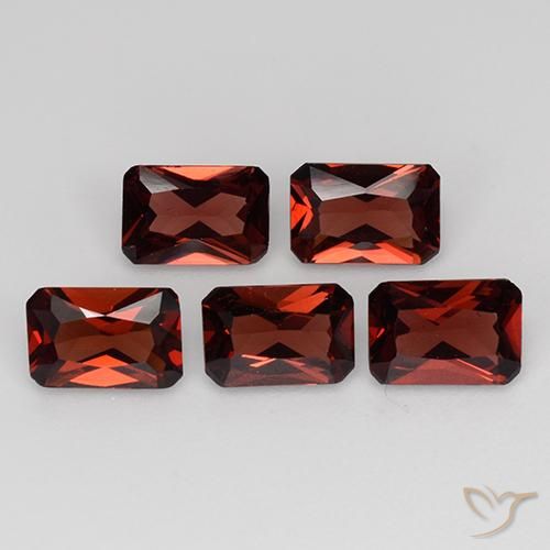 2.76ctw Natürlicher dunkelrot Pyrop-Granat, Smaragdschliff, VVS-VS