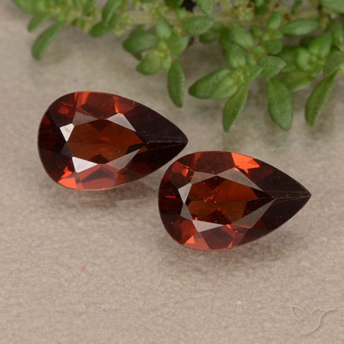 1.98ctw Natürlicher Merlot Rot Pyrop-Granat, Birnenform, VVS-VS