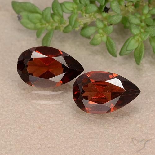 1.83ctw Natürlicher tiefrot Pyrop-Granat, Birnenform, VVS-VS