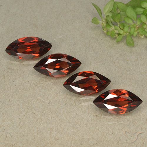 4.69ctw Natürlicher Sangria Rot Pyrop-Granat, Marquise, VVS-VS