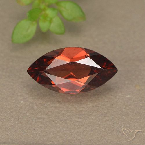 1.31ct Natürlicher tiefrot Pyrop-Granat, Marquise, VVS-VS