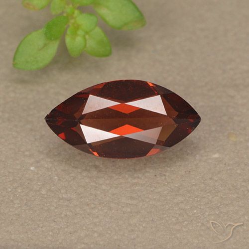 1.19ct Natürlicher dunkelrot Pyrop-Granat, Marquise, VVS-VS