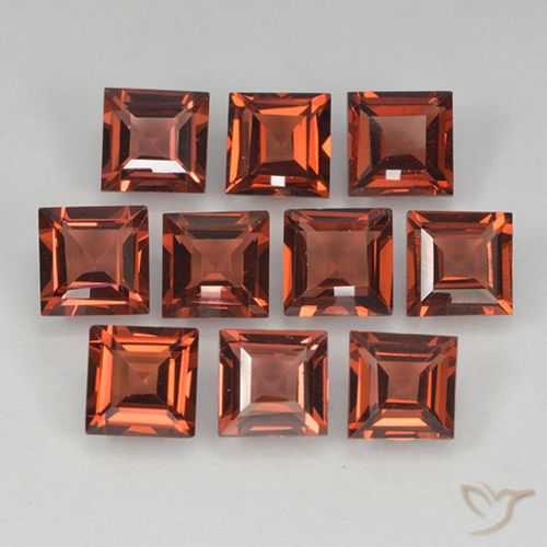 4.01ctw Natürlicher Mittelrot Pyrop-Granat, Quadrat, VVS-VS
