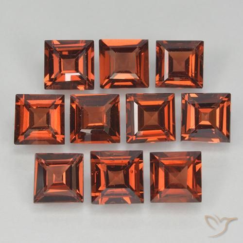 3.94ctw Natürlicher Sangria Rot Pyrop-Granat, Quadrat, VVS-VS