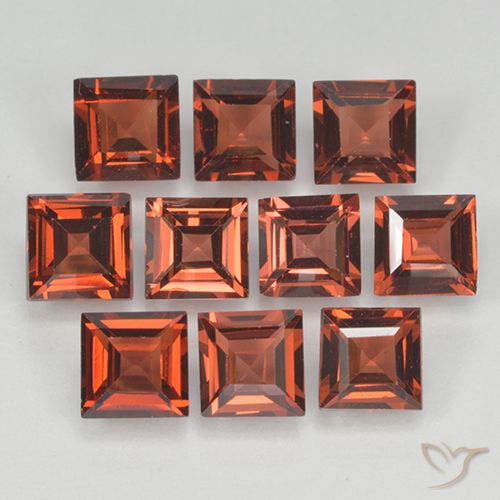 3.84ctw Natürlicher tiefrot Pyrop-Granat, Quadrat, VVS-VS