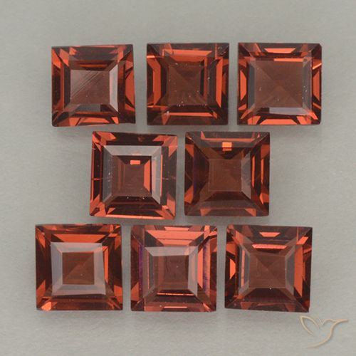 3.16ctw Natürlicher tiefrot Pyrop-Granat, Quadrat, VVS-VS