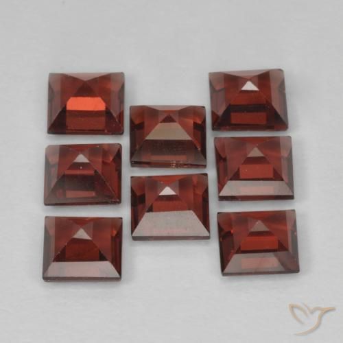 3.47 ct natürliche Tiefes Scharlachrot Pyrop-Granat-Edelsteine, Quadrat, VVS-VS