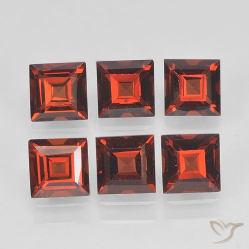 2.74ctw Natürlicher Hellrot Pyrop-Granat, Quadrat, VVS-VS