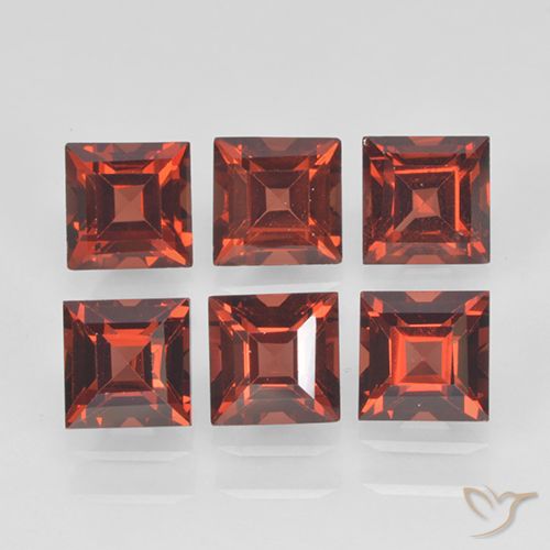 2.84ctw Natürlicher Mittelrot Pyrop-Granat, Quadrat, VVS-VS