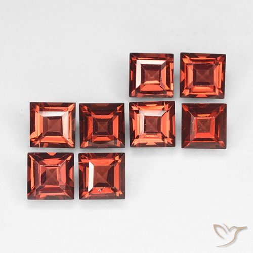 3.54ctw Natürlicher Mittelrot Pyrop-Granat, Quadrat, VVS-VS