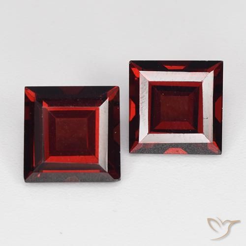 4.27 ct natürliche tiefrot Pyrop-Granat-Edelsteine, Quadrat, VVS-VS
