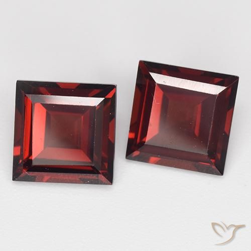 4.24 ct natürliche dunkelrot Pyrop-Granat-Edelsteine, Quadrat, VVS-VS