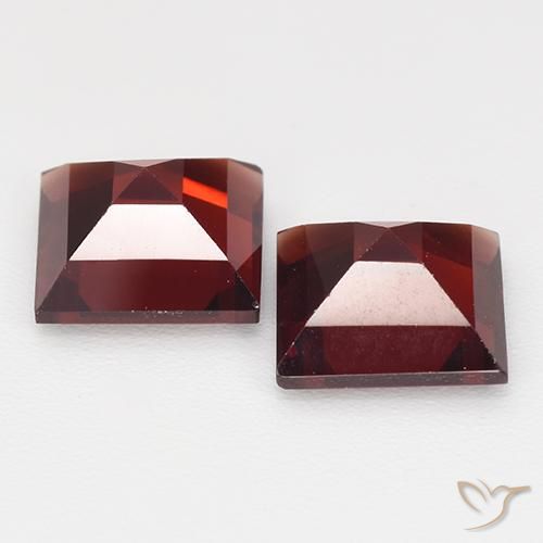 4.24 ct natürliche dunkelrot Pyrop-Granat-Edelsteine, Quadrat, VVS-VS