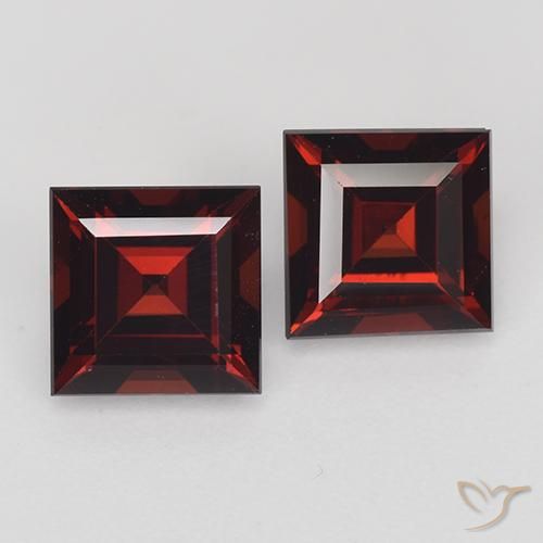 2.92ctw Natürlicher tiefrot Pyrop-Granat, Quadrat, VVS-VS