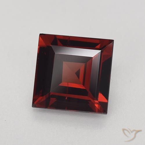 9,17 ctw natürlicher Tiefes Blutrot Pyrop-Granat, Quadrat, VVS-VS