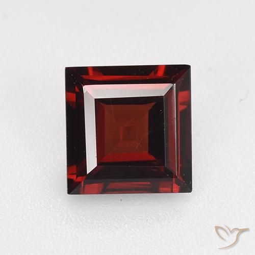 1.82ct Natürlicher Tiefes Blutrot Pyrop-Granat, Quadrat, VVS-VS