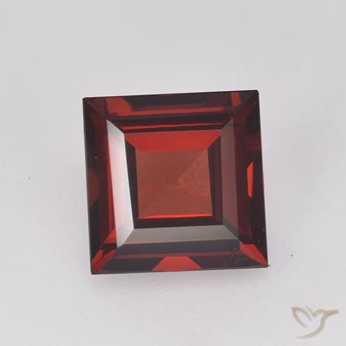 2.03ct Natürlicher Tiefes Blutrot Pyrop-Granat, Quadrat, VVS-VS