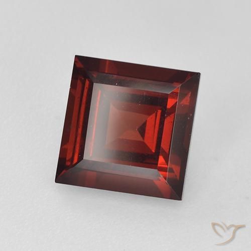 9,17 ctw natürlicher dunkelrot Pyrop-Granat, Quadrat, VVS-VS