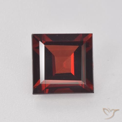 1.87ct Natürlicher tiefrot Pyrop-Granat, Quadrat, VVS-VS
