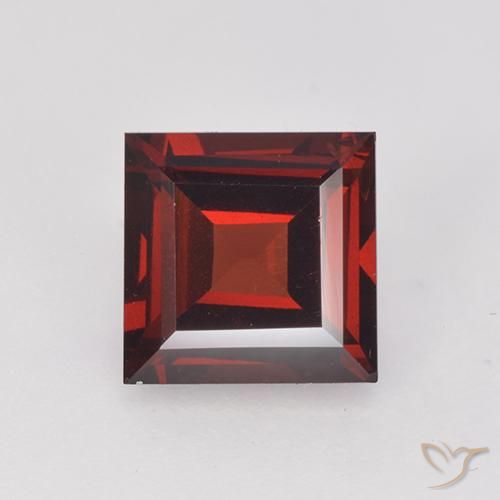 2.10ct Natürlicher Tiefes Blutrot Pyrop-Granat, Quadrat, VVS-VS
