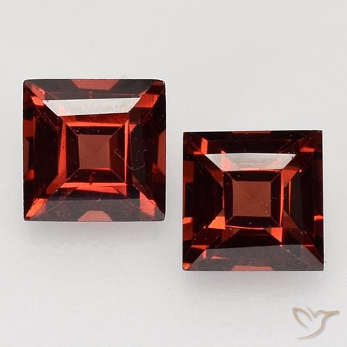 0.95ctw Natürlicher Tiefes Scharlachrot Pyrop-Granat, Quadrat, VVS-VS