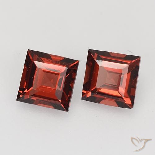 0.92 ct natürliche Tiefes Scharlachrot Pyrop-Granat-Edelsteine, Quadrat, VVS-VS