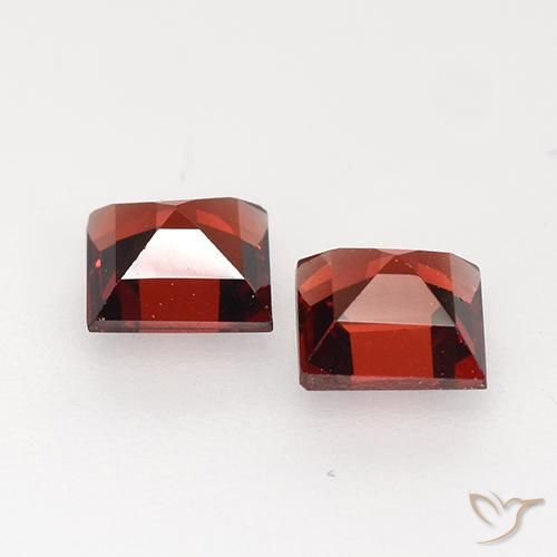 0.92 ct natürliche dunkelrot Pyrop-Granat-Edelsteine, Quadrat, VVS-VS
