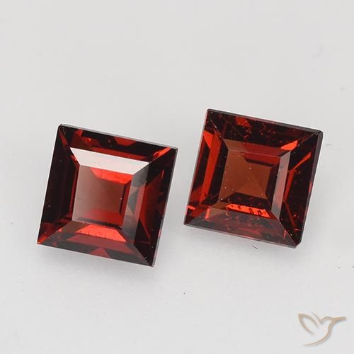 0.99 ct natürliche Tiefes Blutrot Pyrop-Granat-Edelsteine, Quadrat, VVS-VS
