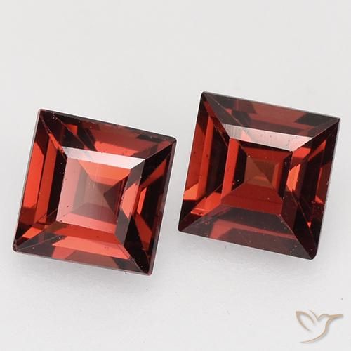 0.89 ct natürliche Tiefes Blutrot Pyrop-Granat-Edelsteine, Quadrat, VVS-VS