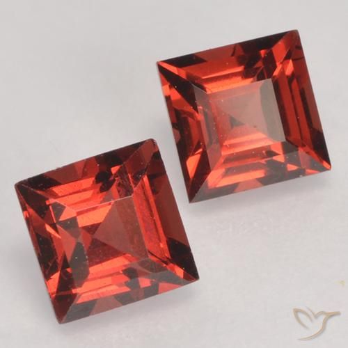 1.02 ct natürliche Mittelrot Pyrop-Granat-Edelsteine, Quadrat, VVS-VS