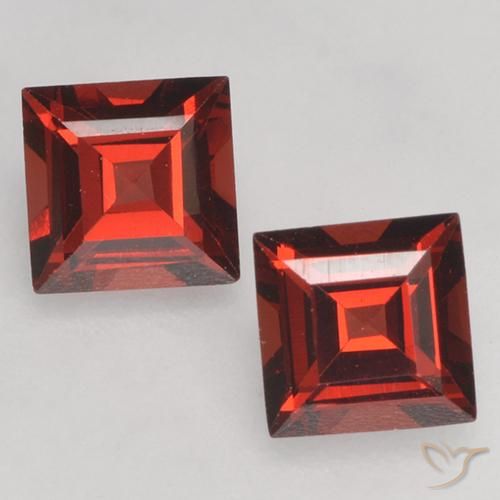 0.87ctw Natürlicher Tiefes Scharlachrot Pyrop-Granat, Quadrat, VVS-VS